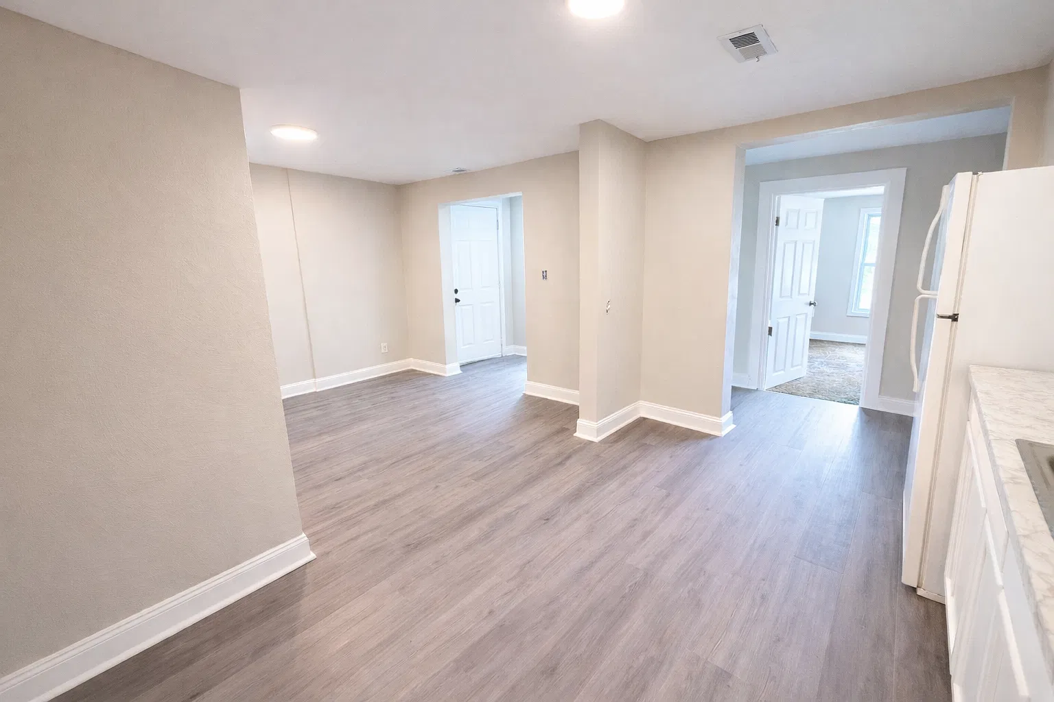 218 Spruce St — Photo 1