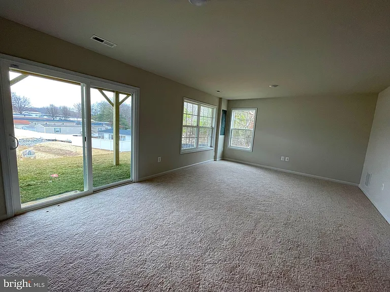 3701 Allington Ct — Photo 12