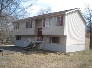 405 Cedar Dr, Long Pond, PA