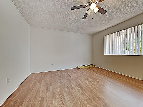 5th image of 155 N Horne #A