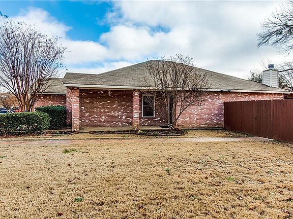 4th image of 2201 Barton Springs Dr