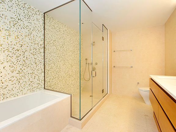 4th image of 1280 5th Ave APT 17B