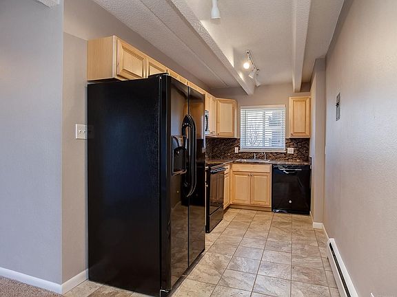5th image of 836 N Dexter St APT 304