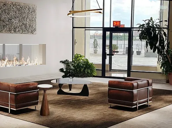 25-40 Shore Boulevard image 2 of 24