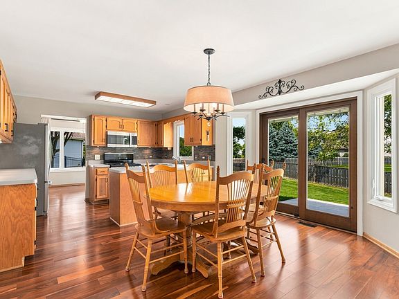 2nd image of 25230 W Monroe Ct