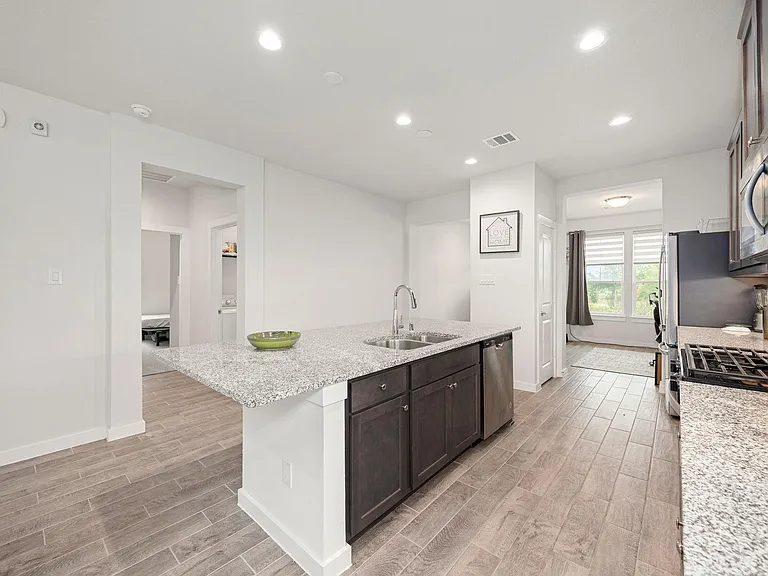 33142 School Hill Rd — Photo 7