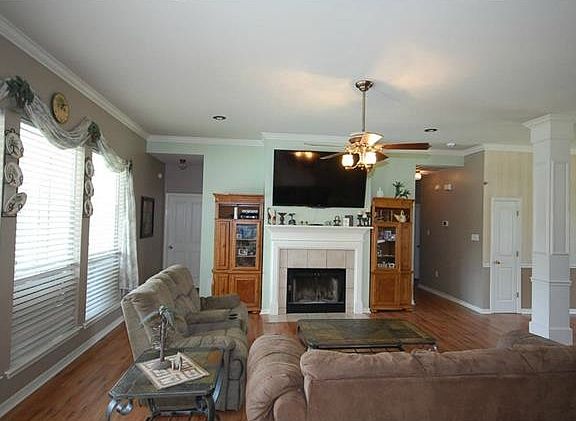 3rd image of 114 Cherokee Dr