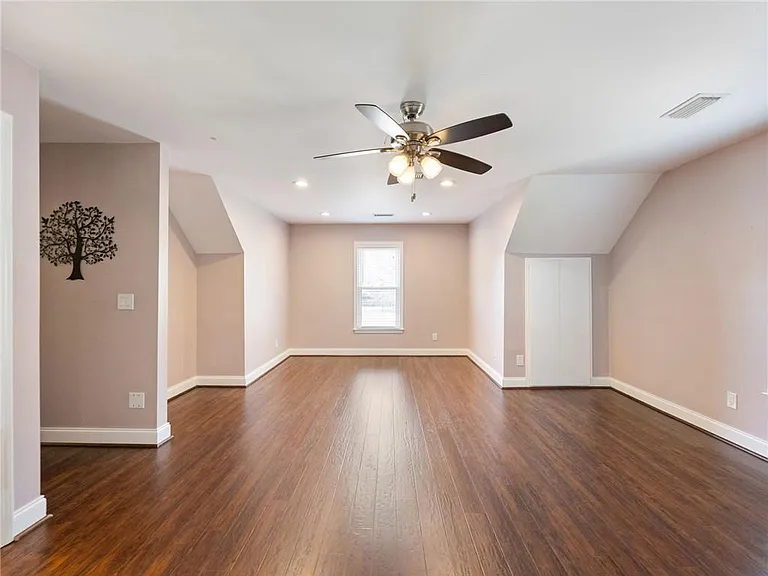 3965 Hamilton View Way — Photo 46