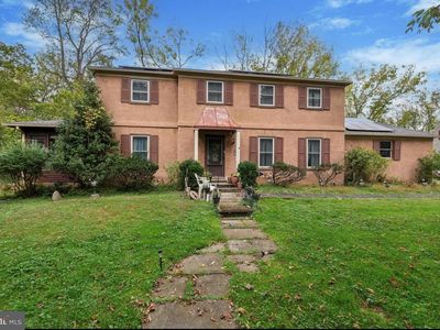 5 Westgate Cir, Malvern, PA, 19355