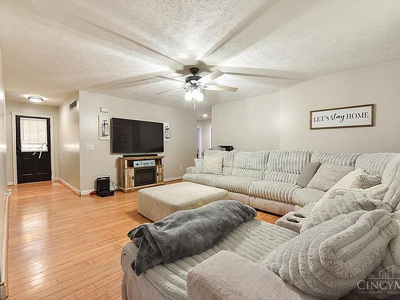 4th image of 5589 Newton Rd