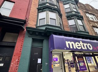 182 Ocean Ave #2R, Jersey City, NJ 07305