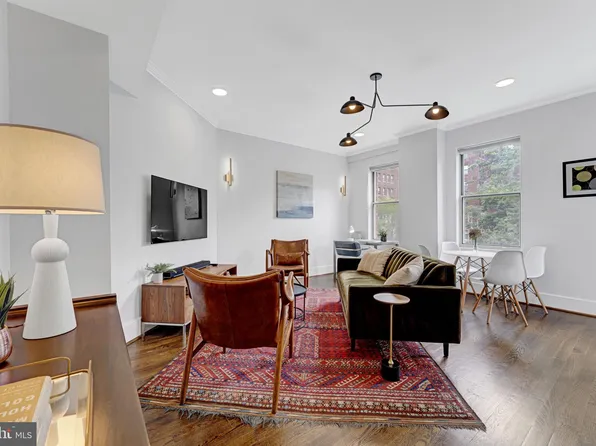 1621 T St NW APT 304, Washington, DC 20009