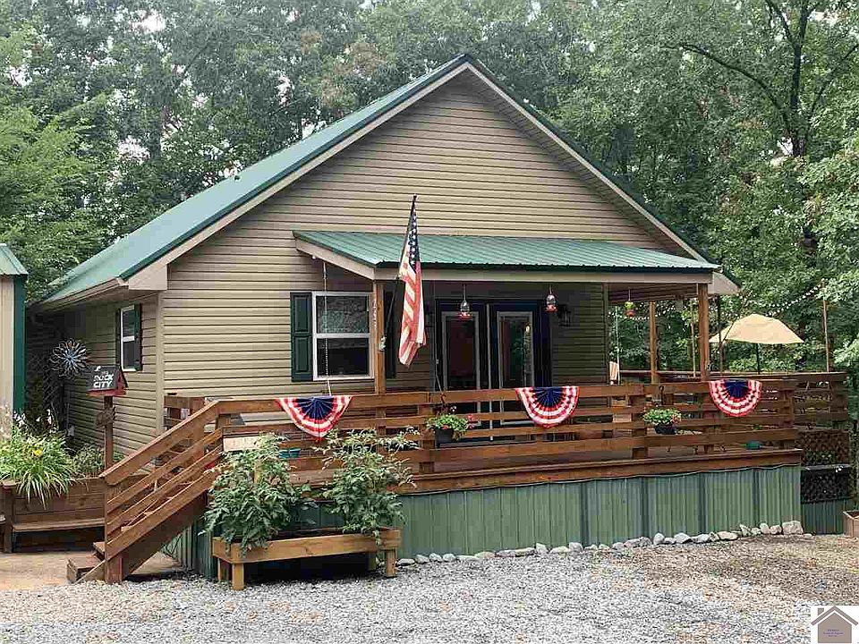1st image of 285 Lena Dr