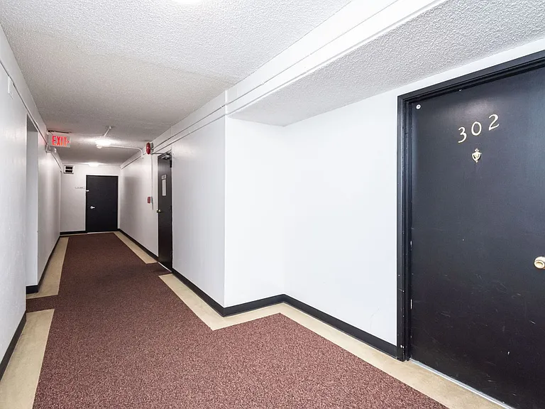 The Elms Apartments at 28th St — Photo 31