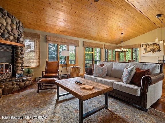 2nd image of 3940 N Pond Dr #13