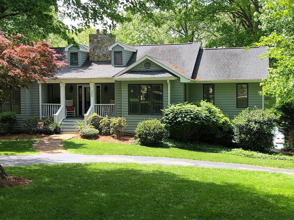 1st image of 385 Cross Harbour Dr