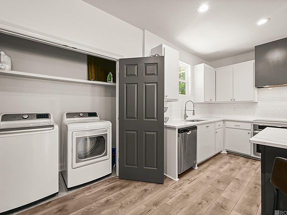 4th image of 3954 Florida St