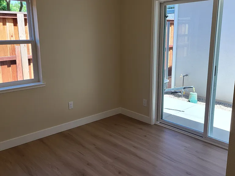 222 I St — Photo 11