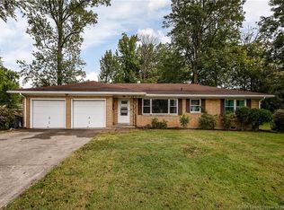 1714 Lynnwood Dr, New Albany, IN 47150