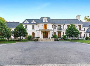 5 Longwood Road, Sands Point, NY 11050