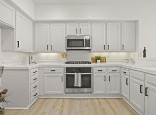 204 Camino Toluca, Camarillo, CA 93010