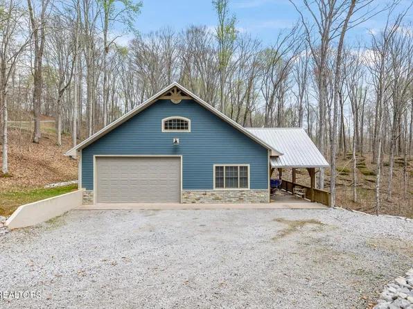 1420 Cherokee Rd, Byrdstown, TN 38549