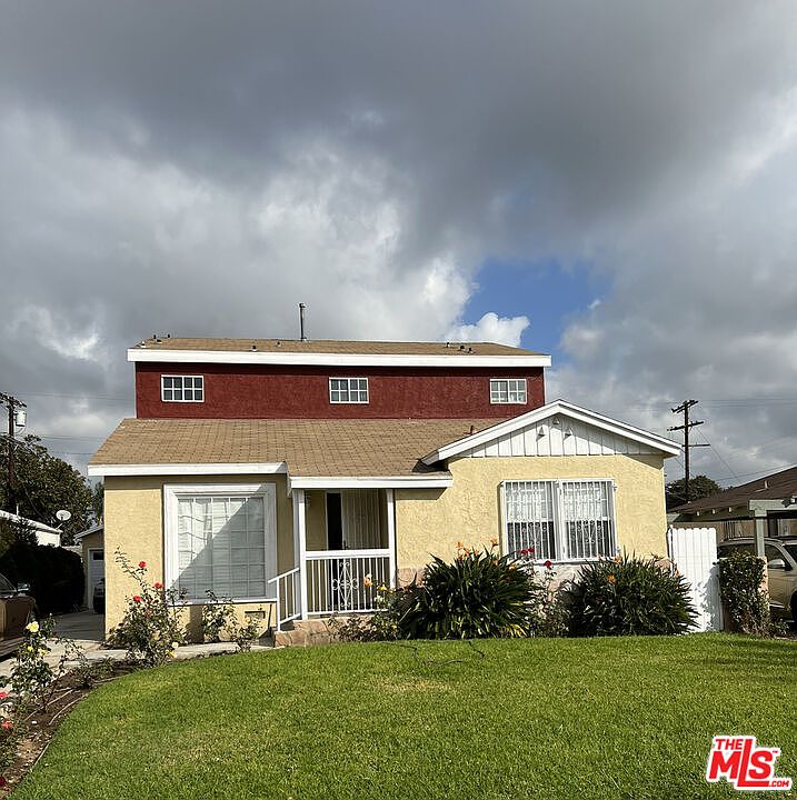 1st image of 4025 W 62nd St