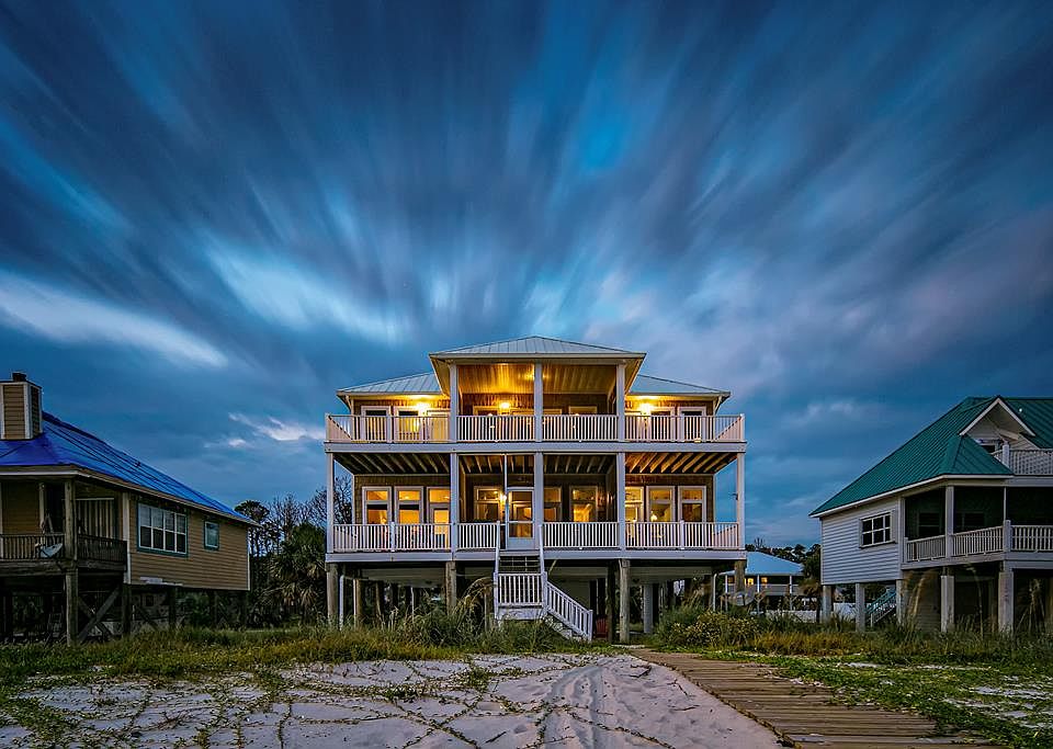 1st image of 278 Treasure Dr