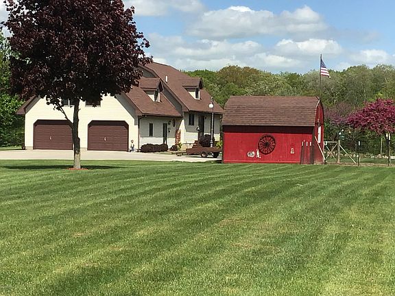 4th image of 4452 N McFall Lake Dr