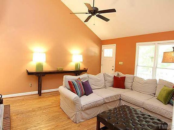 3rd image of 644 Woods Mill Cir