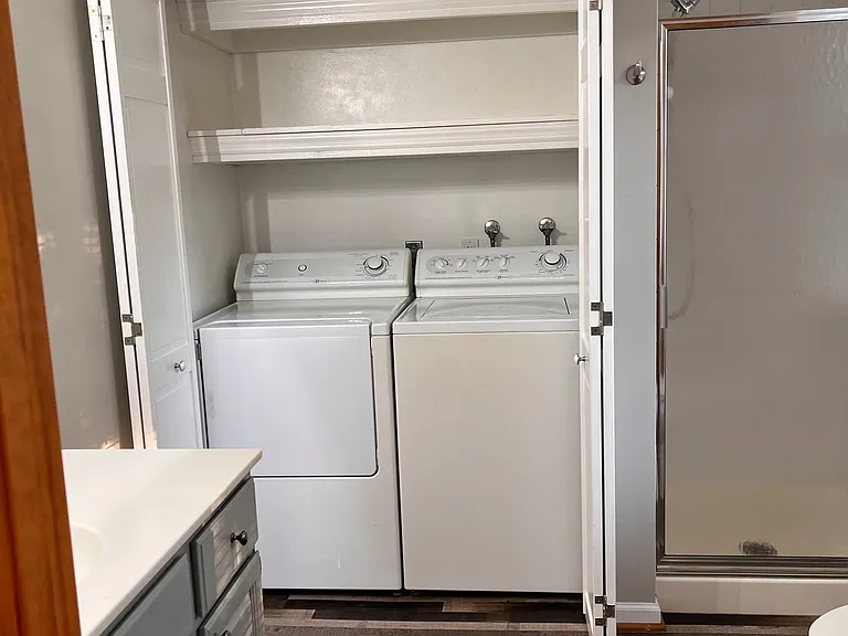 3355 Gallows Rd — Photo 10