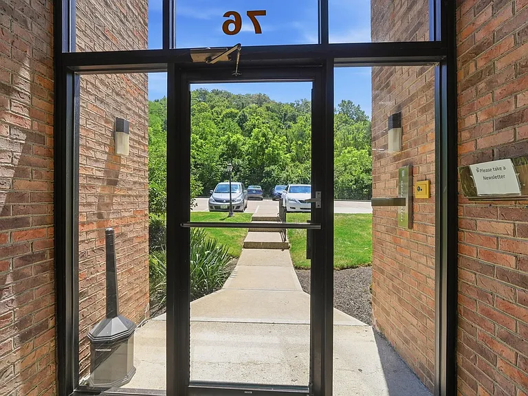 76 View Terrace Dr #9 — Photo 2