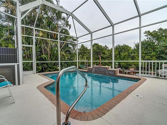 4th image of 17591 Canal Cove Ct