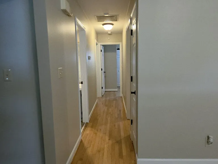 609 Fenley Ave — Photo 6