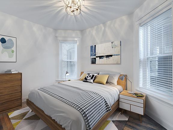 5th image of 1244 N Artesian Ave APT 1
