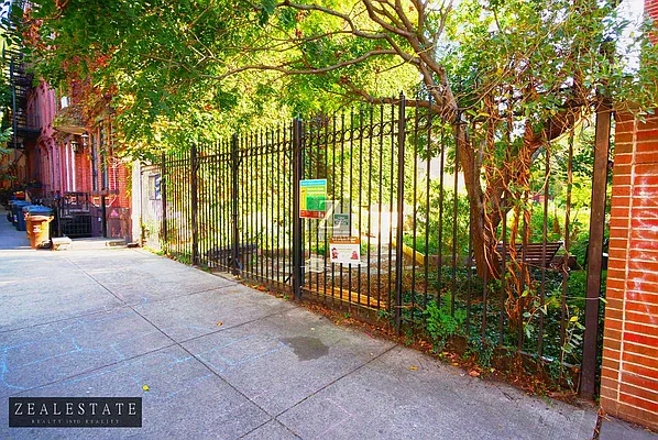 Rented by ZealEstate Group Inc | media 36