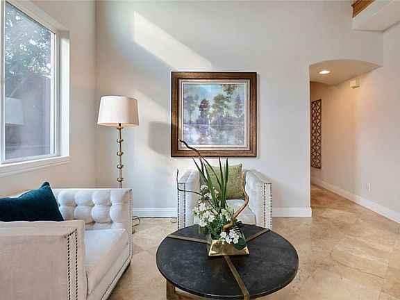 4th image of 2500 Giovanne Way