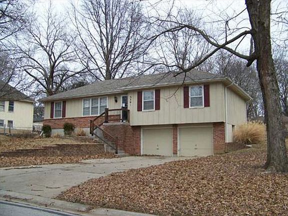 4th image of 5301 Lucille Ln