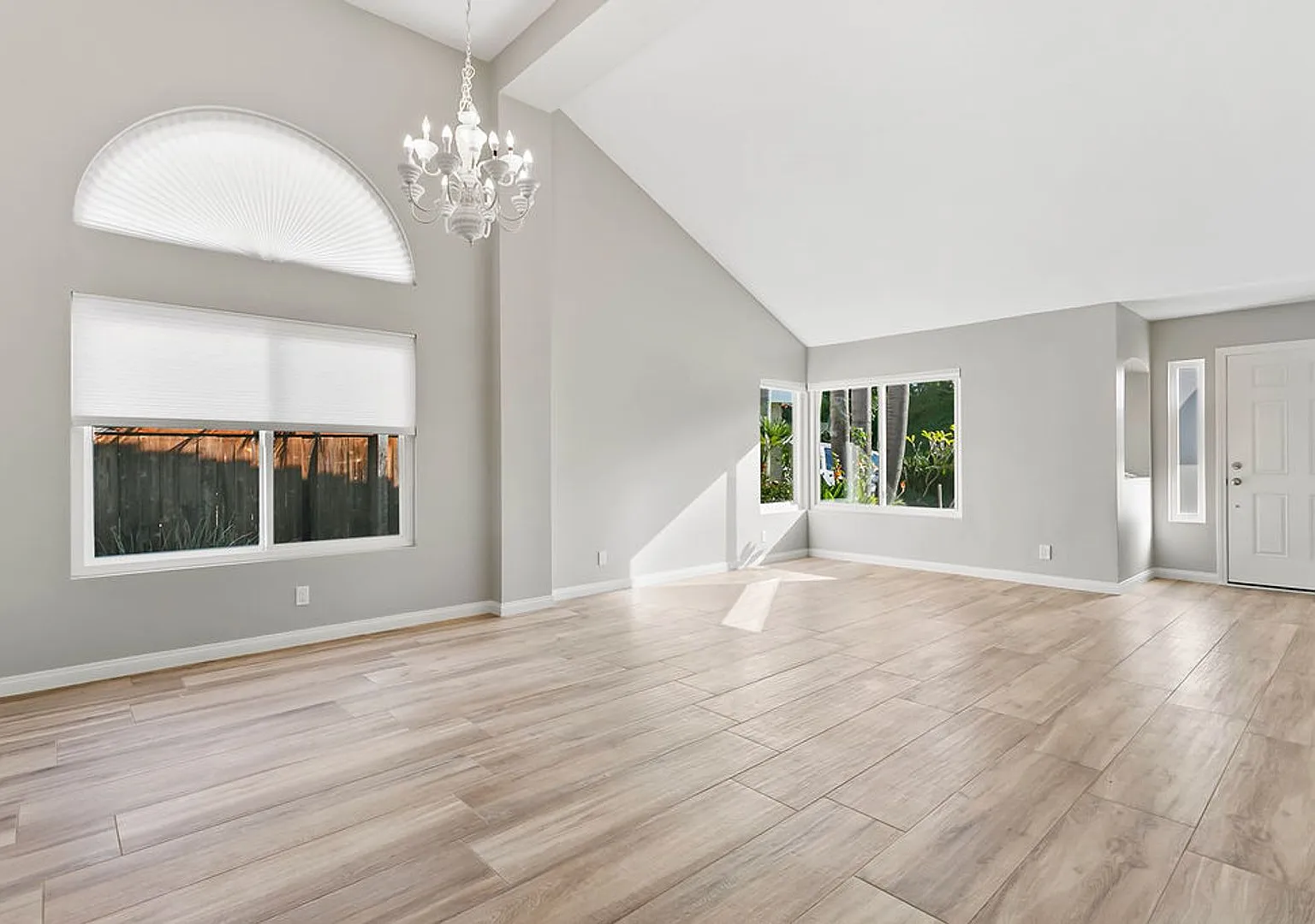 Beautifully Updated Single-Level Home in Rancho Niguel — Photo 3