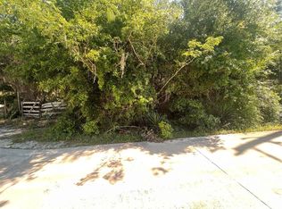 107 Baker Rd #4, Hawthorne, FL 32640