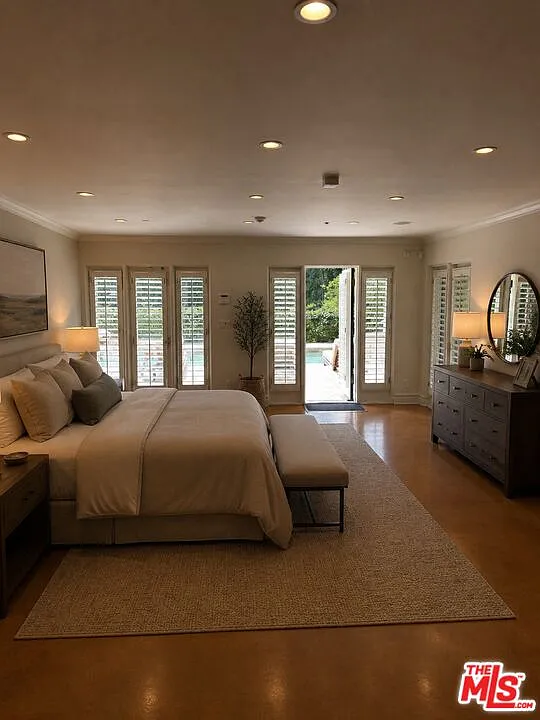 1 bed, 1.0 bath, $30,000 — Photo 2