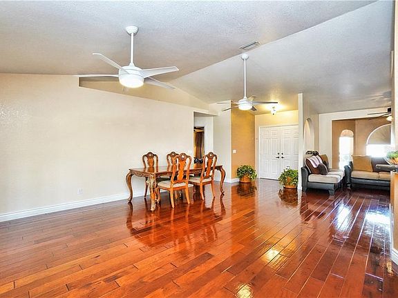 4th image of 4521 Amanda Ave