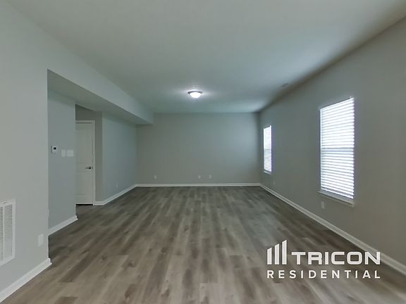 3rd image of 10433 Long Branch Dr