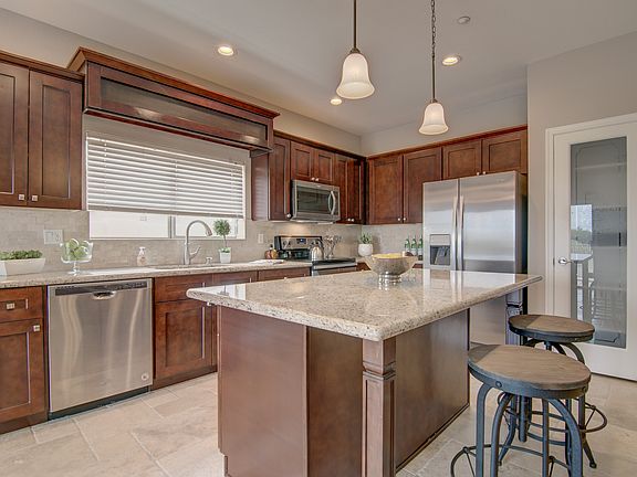 4th image of 9367 E Whitewing Dr