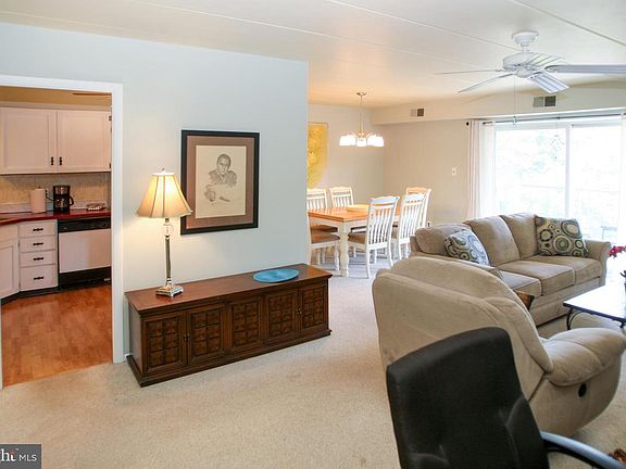 2nd image of 1100 Lore Ave APT 609