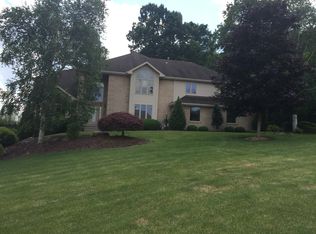 128 Breezewood Dr, Venetia, PA 15367