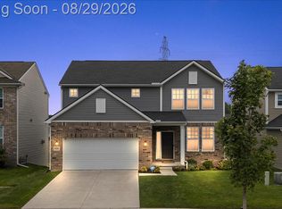 9426 White Tail Dr, Ypsilanti, MI 48197