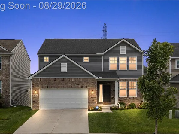 9426 White Tail Dr, Ypsilanti, MI 48197