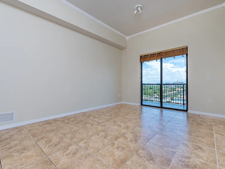 1690 SW 27th Ave #Ph 08 — Photo 10