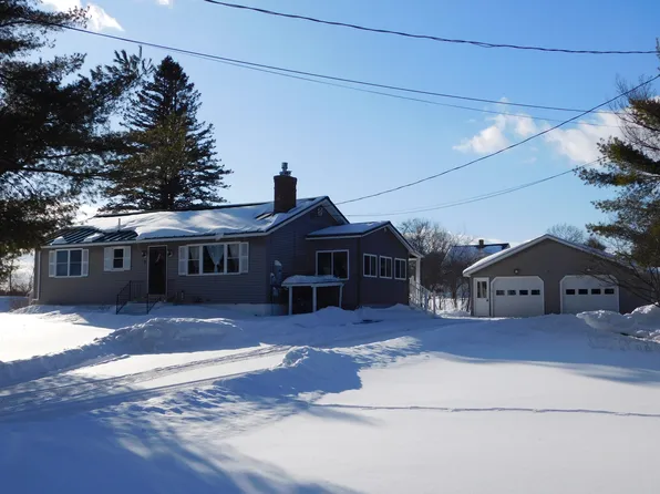 8 Black Stream Drive, Levant, ME 04456